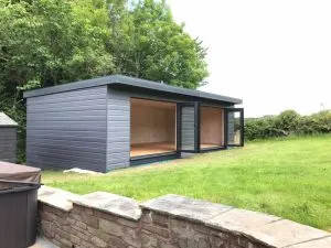Garden Room 47